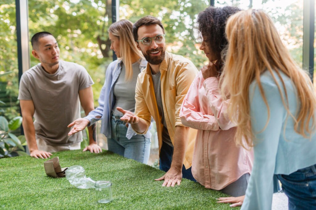 Une entreprise faisant une des activités éco-responsables Ile-de-France pour un team building