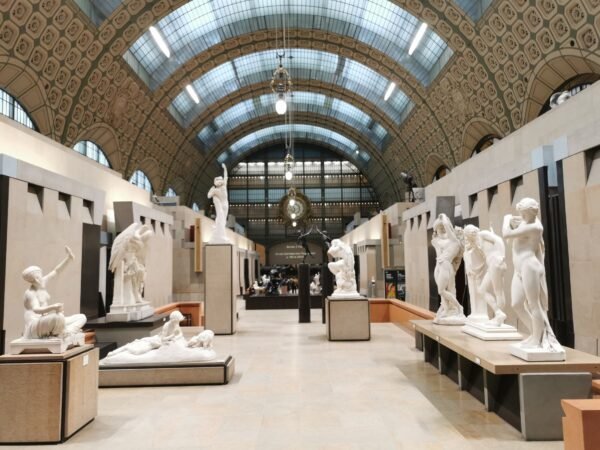 Photo lors d'un Cluedo au Musée d'Orsay